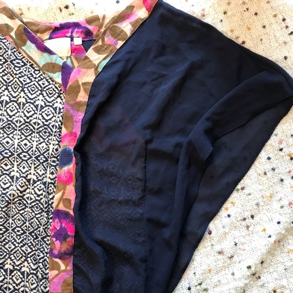 Anthropologie Vanessa Virginia Mixed Print Askew Kimono Top - Picture 4 of 11